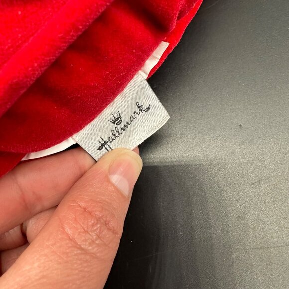 Heart Shaped Pillow Plush Red XO Embroidery Bow Hallmark Valentines Day Gift - Picture 5 of 9